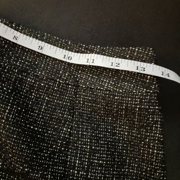 Halogen Black/White Tweed Wool Blend Mini Skirt, Size 2, Back Zipper - Picture 7 of 8